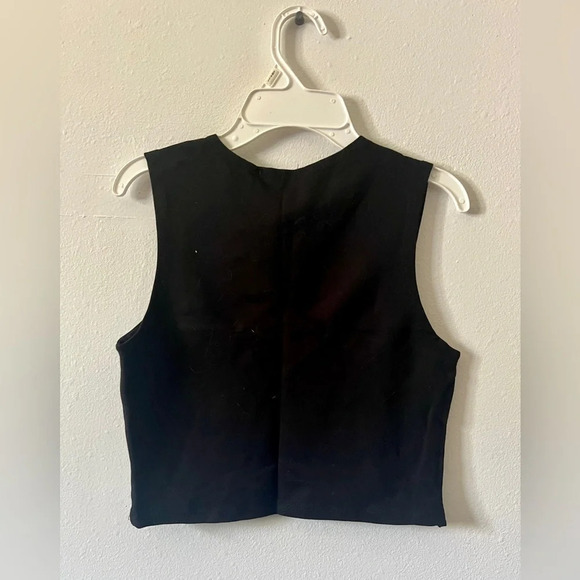 Hot Gal NWT classic black Crop Top - small - Picture 3 of 4